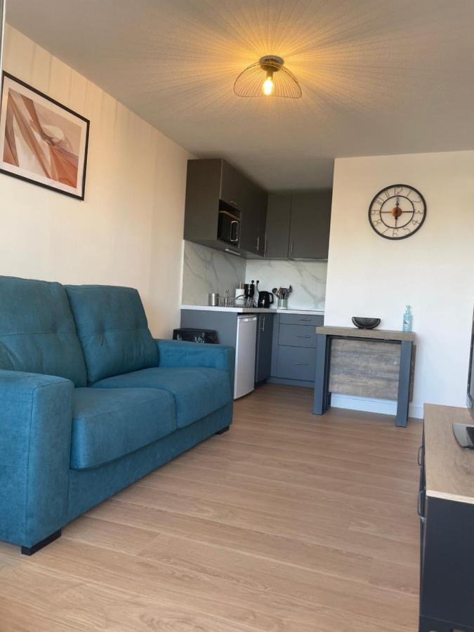 Appartement En Bord De Mer Сет Екстериор снимка