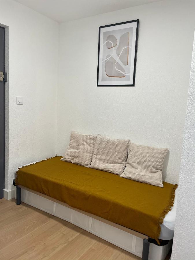 Appartement En Bord De Mer Сет Екстериор снимка